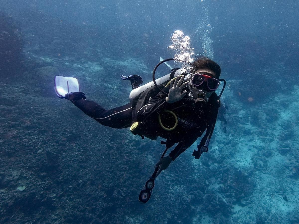 3Will Bunaken Dive Resort Exterior foto